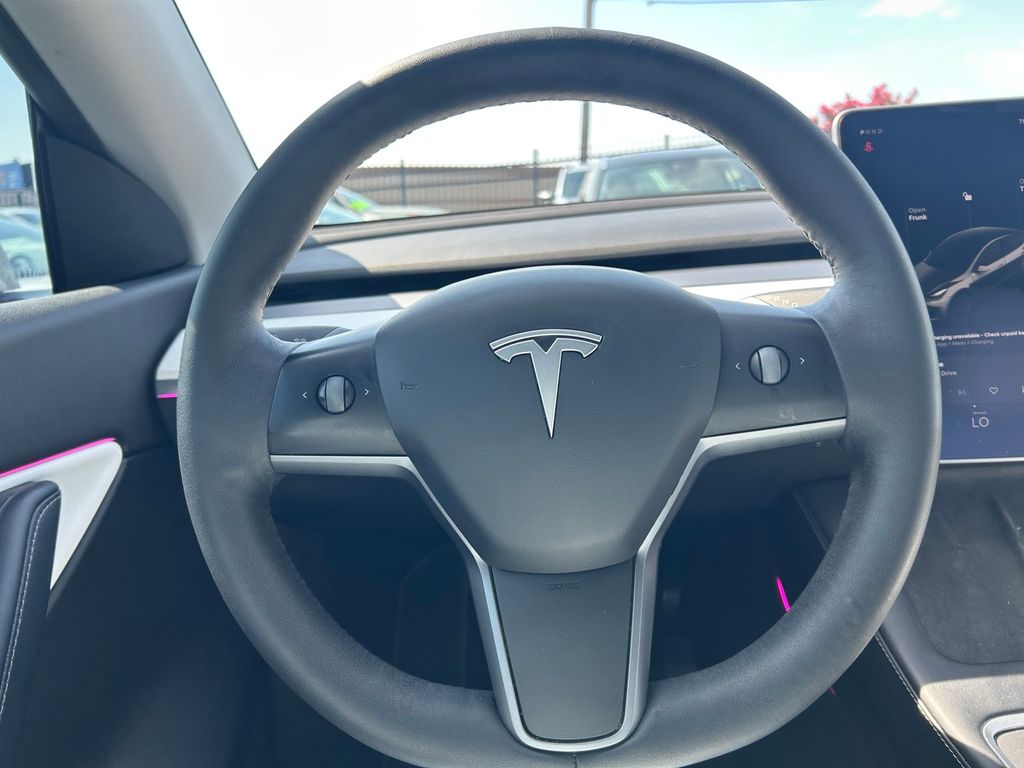Thumbnail: 2021 Tesla Model Y - 19