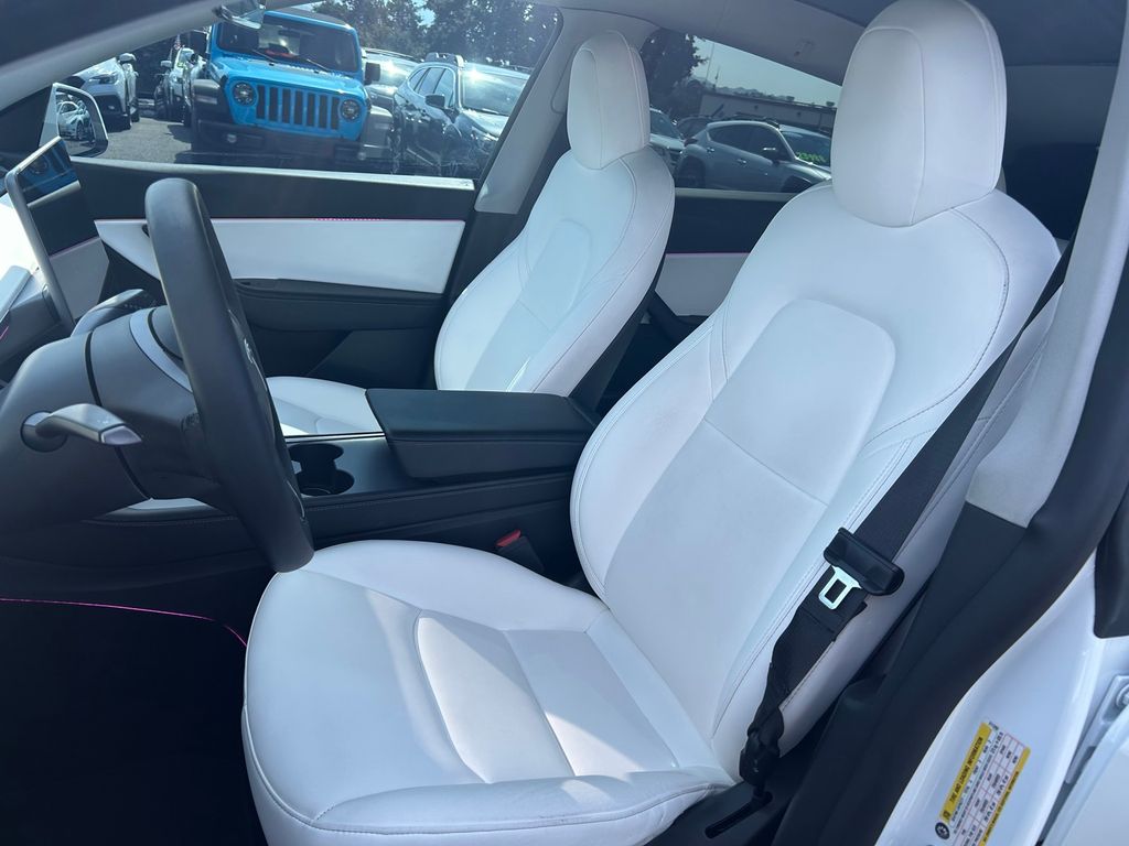 Thumbnail: 2021 Tesla Model Y - 10
