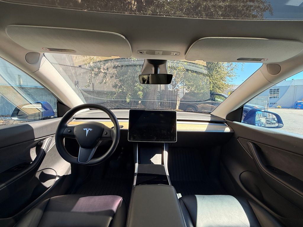Thumbnail: 2020 Tesla Model Y - 9