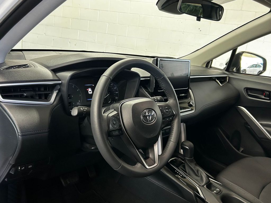 Thumbnail: 2024 Toyota Corolla Cross - 2