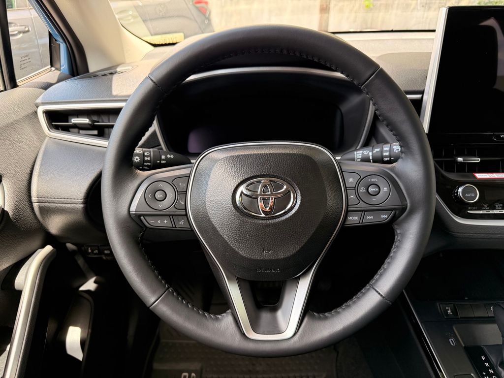 Thumbnail: 2026 Toyota Corolla Cross - 13
