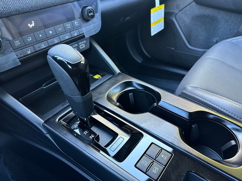 Thumbnail: 2026 Subaru Outback - 16