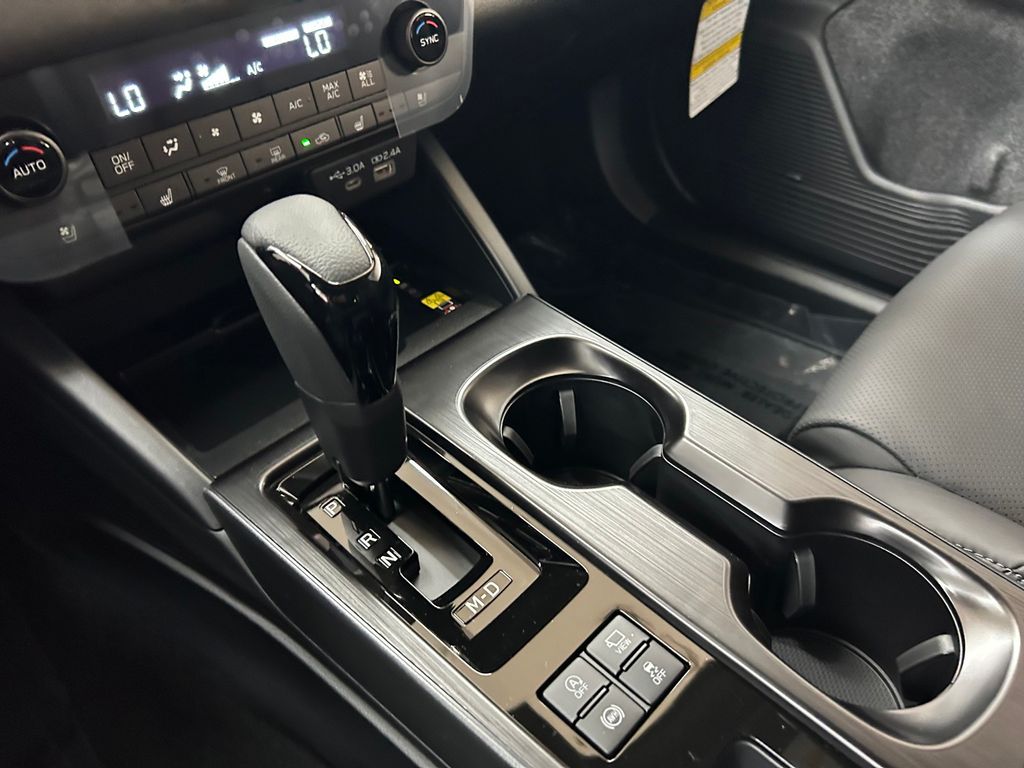 Thumbnail: 2026 Subaru Outback - 16