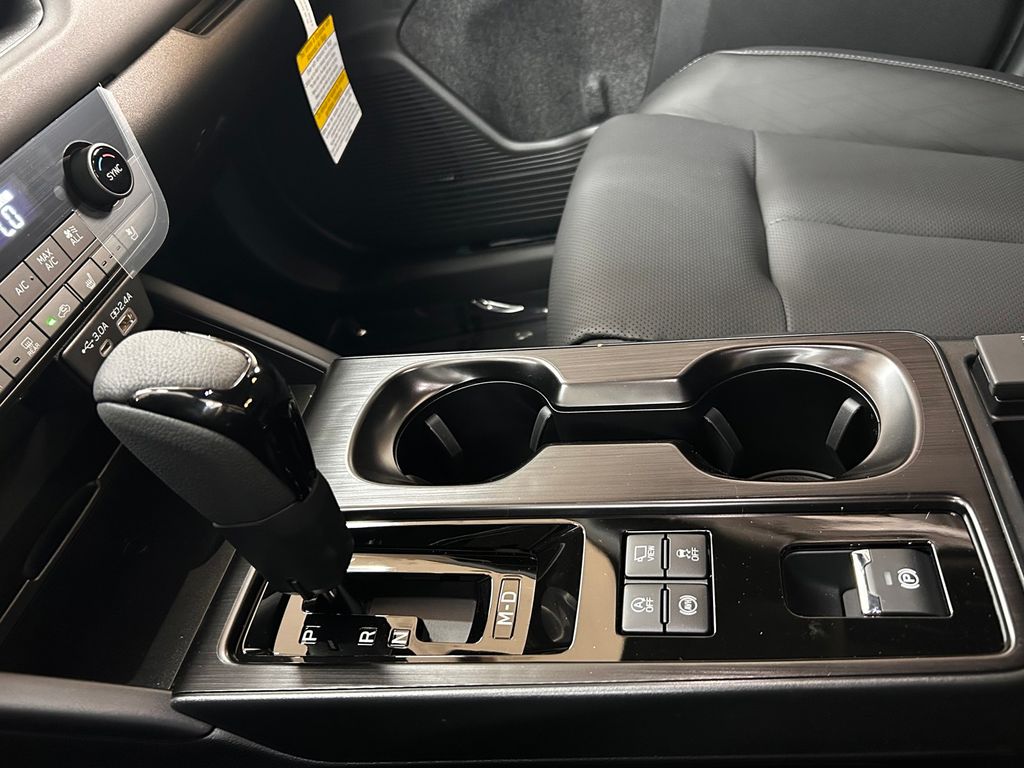 Thumbnail: 2026 Subaru Outback - 16