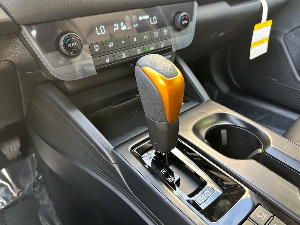 Thumbnail: 2026 Subaru Outback - 15