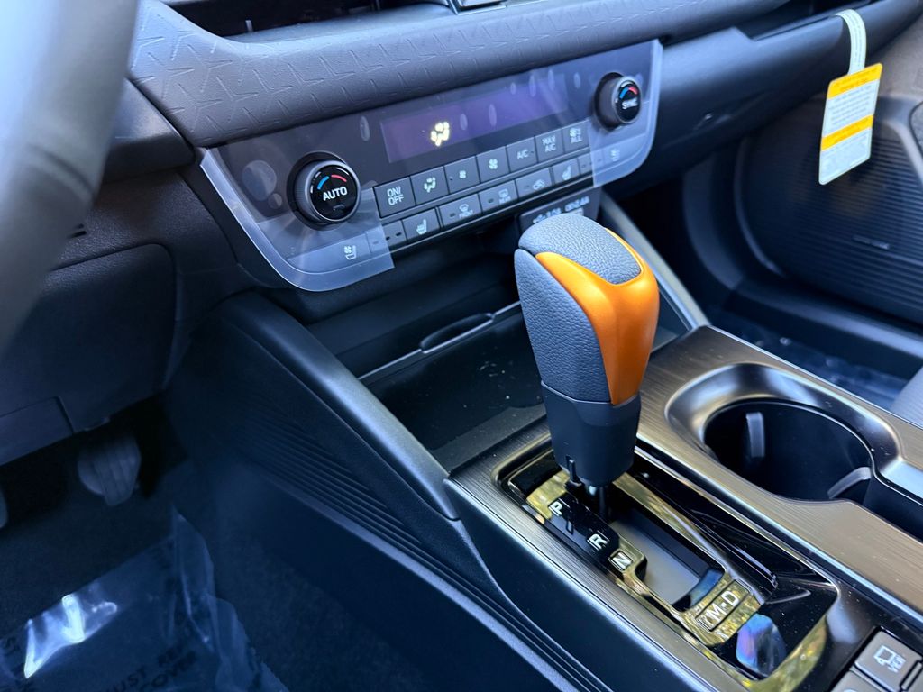 Thumbnail: 2026 Subaru Outback - 15