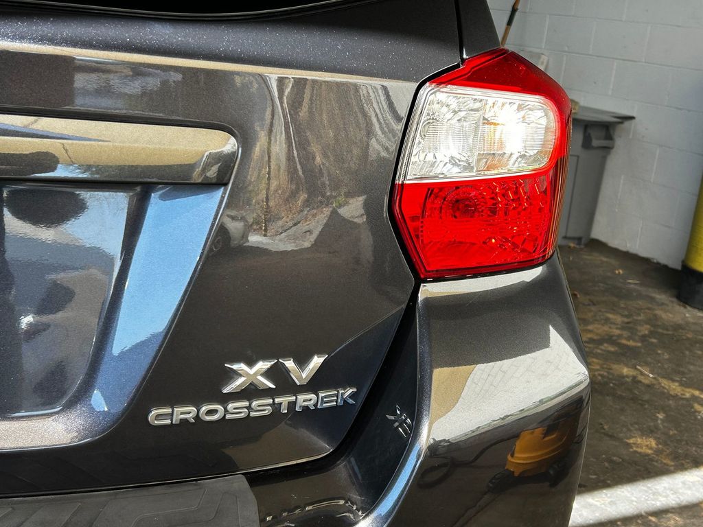 Thumbnail: 2014 Subaru XV Crosstrek - 20