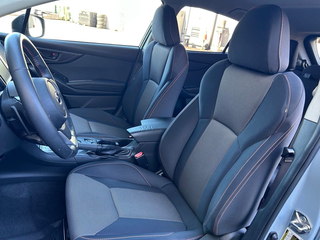 Thumbnail: 2019 Subaru Crosstrek - 10