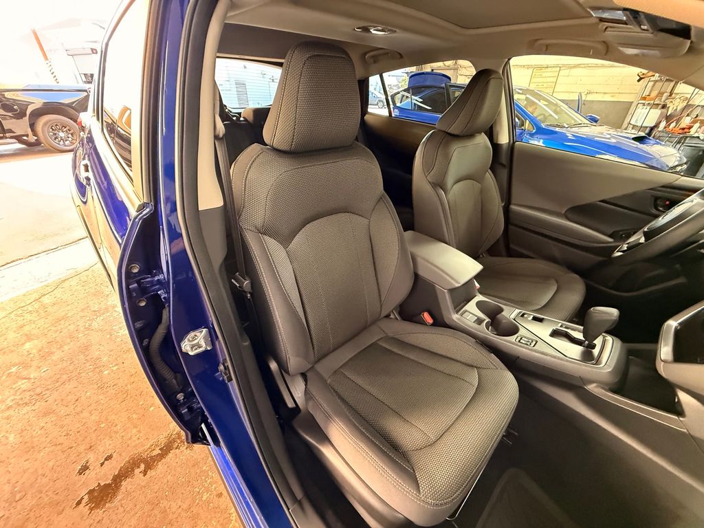 Thumbnail: 2024 Subaru Crosstrek - 10