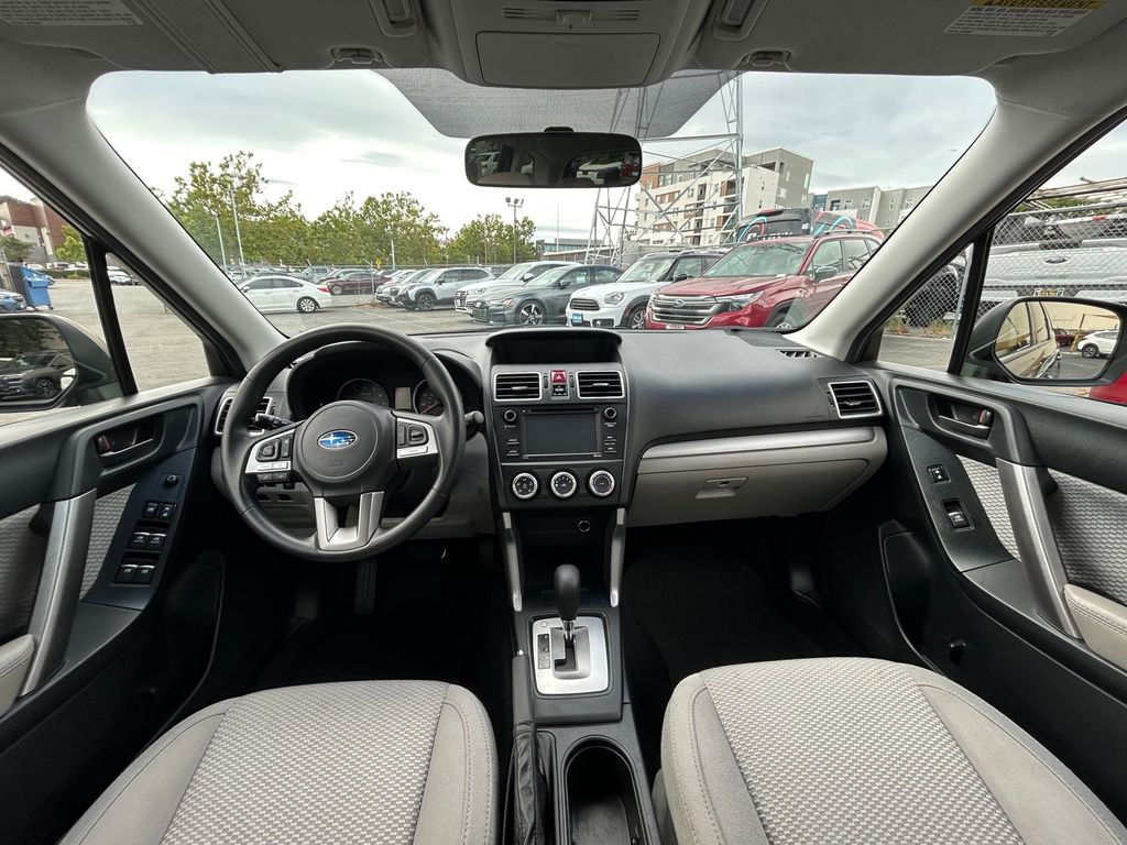 Thumbnail: 2018 Subaru Forester - 10