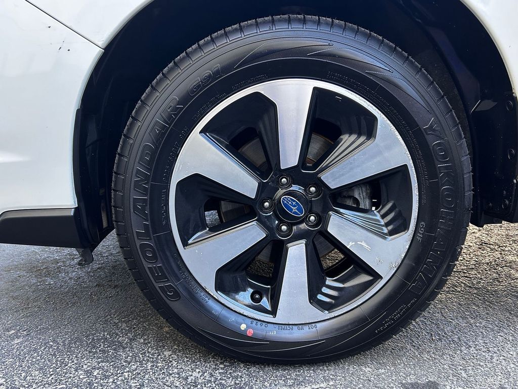 Thumbnail: 2017 Subaru Forester - 8