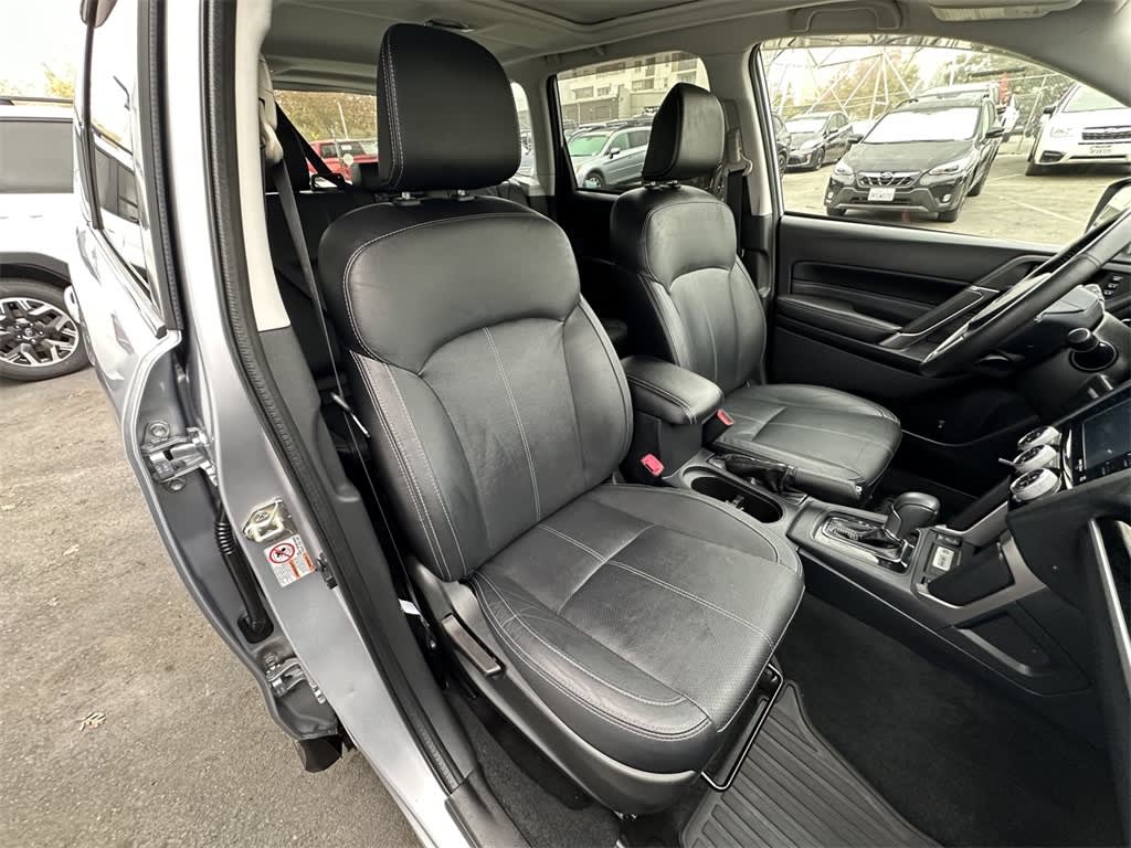 Thumbnail: 2017 Subaru Forester - 11