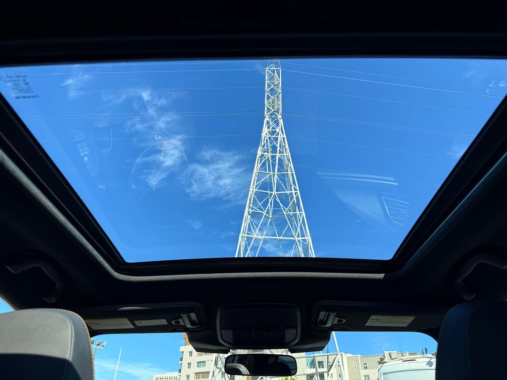 Thumbnail: 2023 Subaru Forester - 21