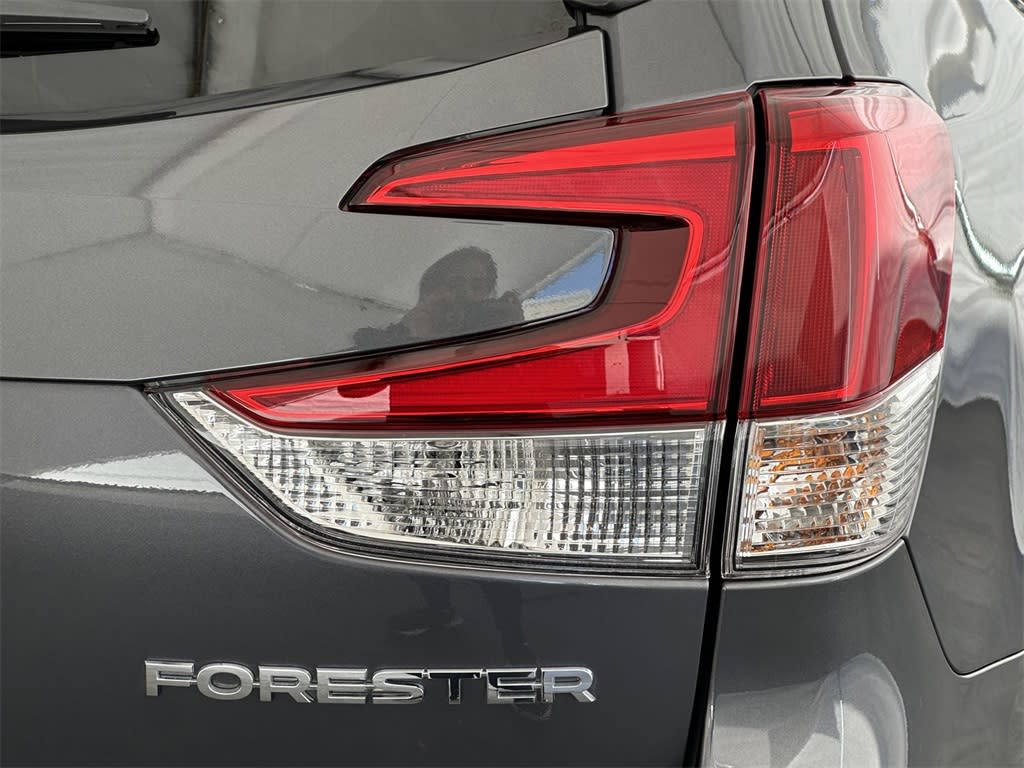 2024 Subaru Forester Limited 18