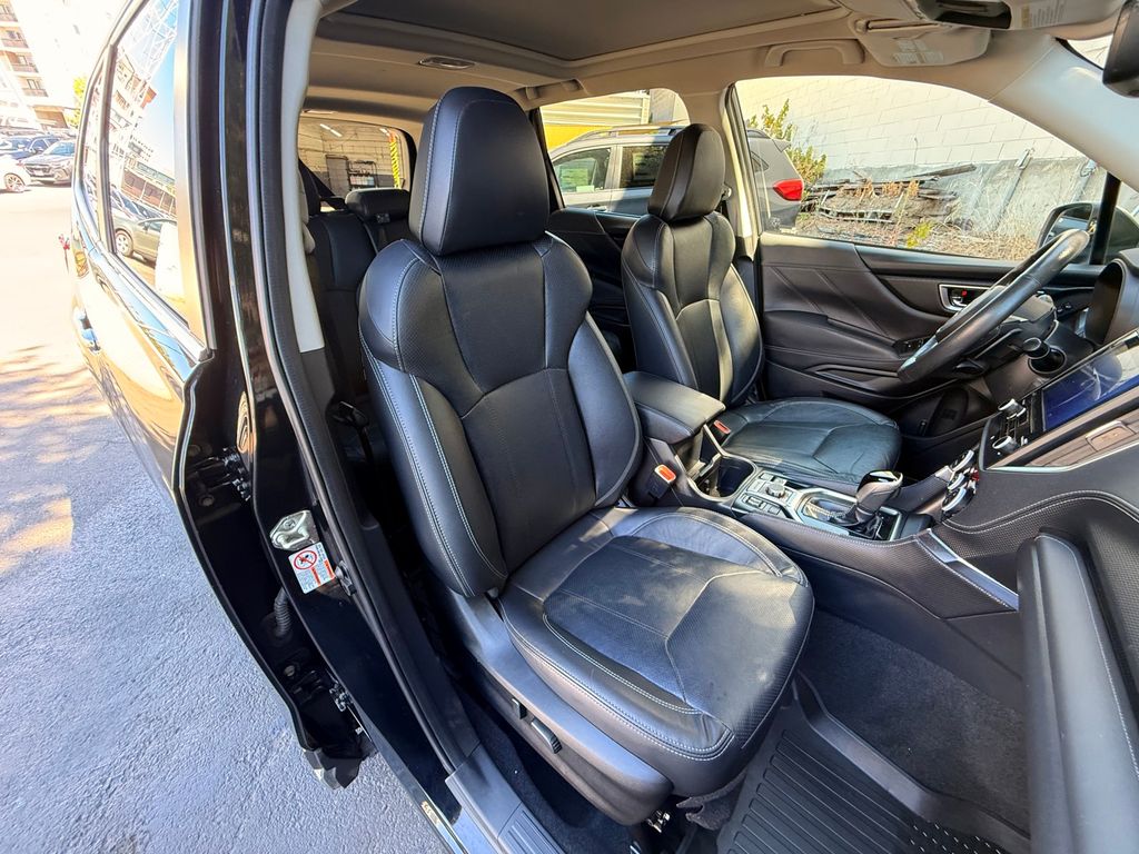 Thumbnail: 2019 Subaru Forester - 9