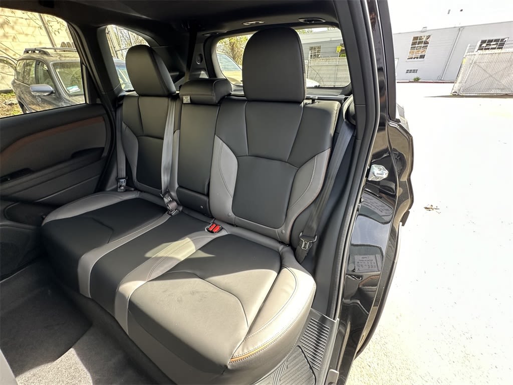 2025 Subaru Forester Sport 21