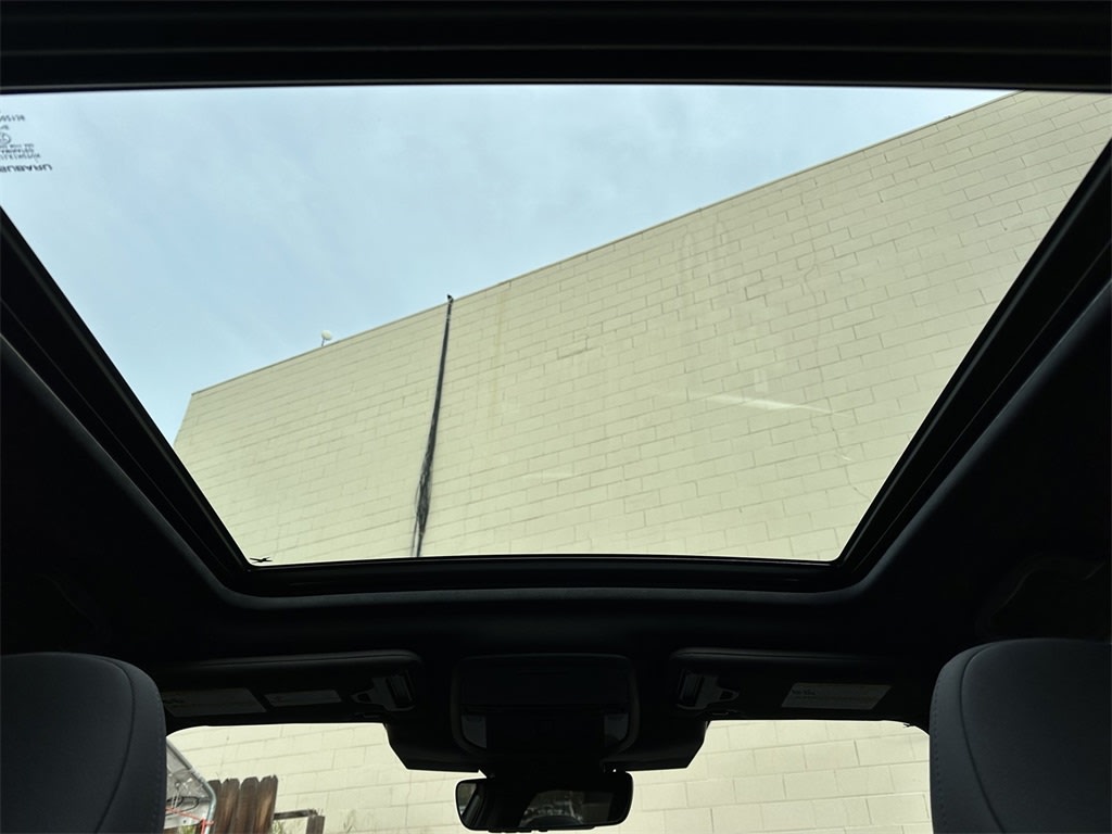 Thumbnail: 2025 Subaru Forester - 20