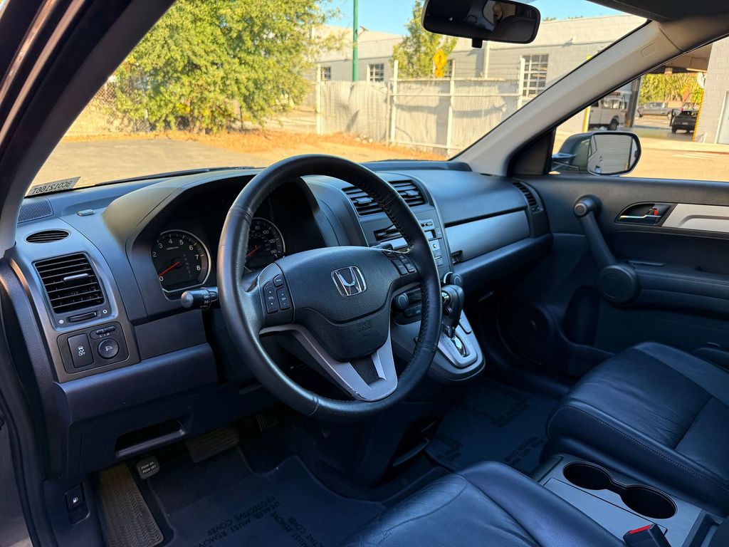 Thumbnail: 2011 Honda CR-V - 2