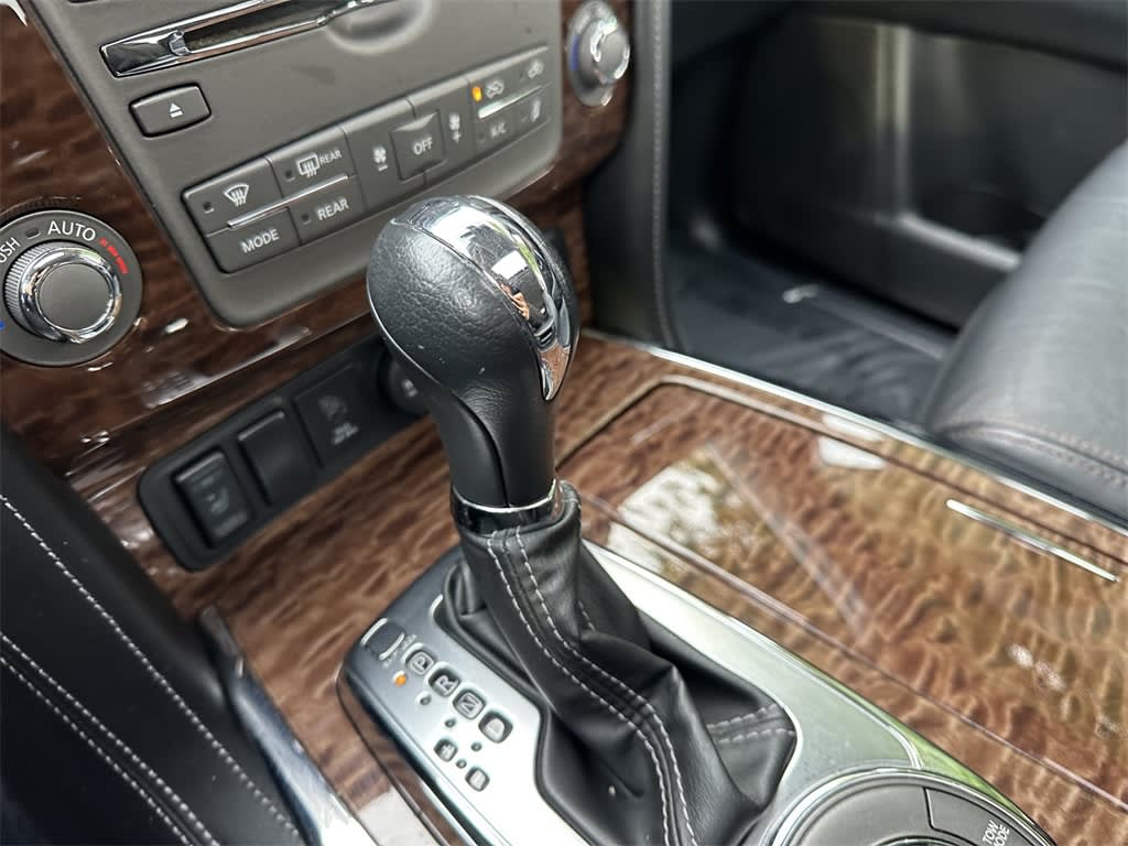 2020 Nissan Armada SL 14