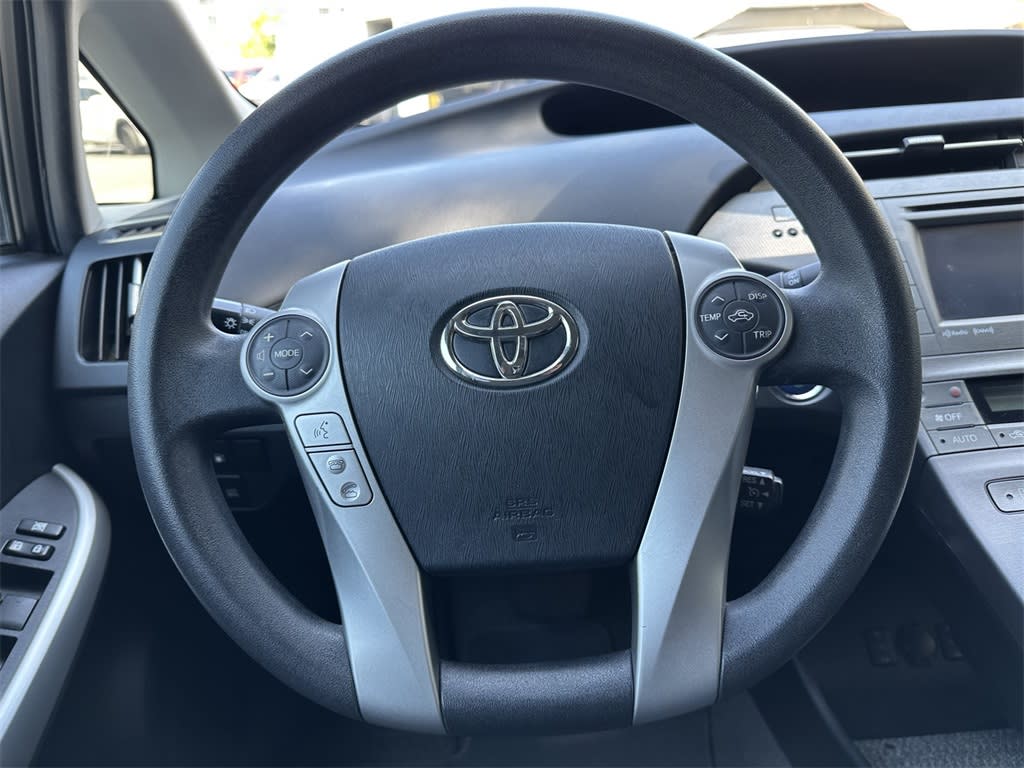 Thumbnail: 2014 Toyota Prius - 10