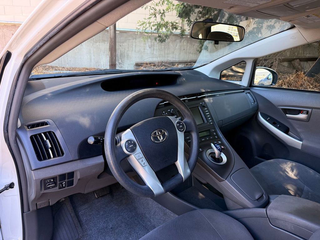 Thumbnail: 2010 Toyota Prius - 2