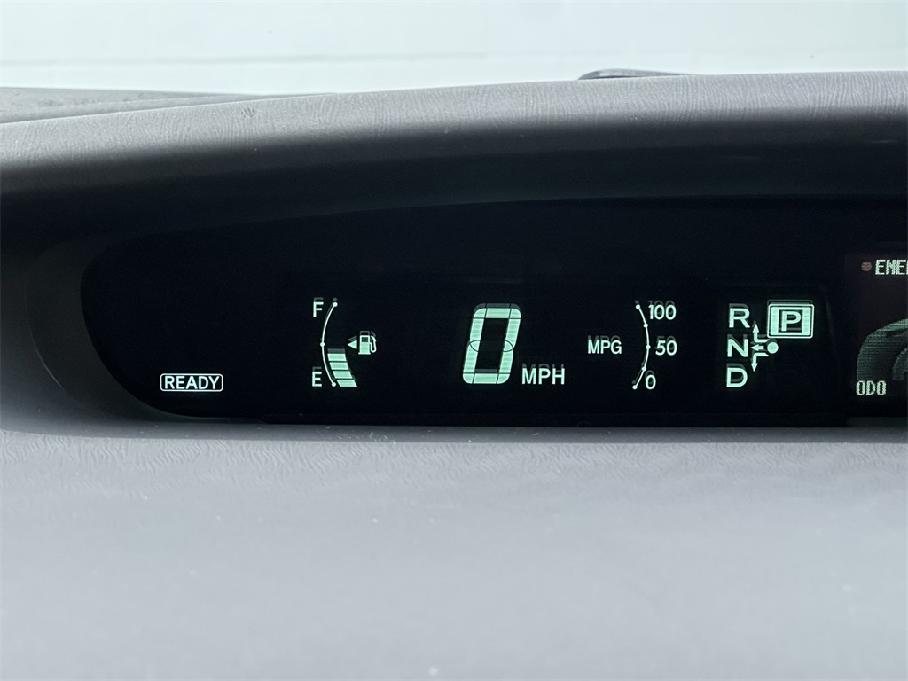 Thumbnail: 2015 Toyota Prius - 16