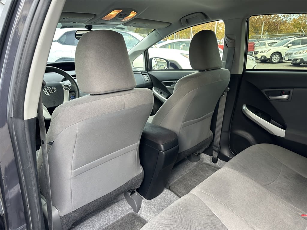 Thumbnail: 2015 Toyota Prius - 12