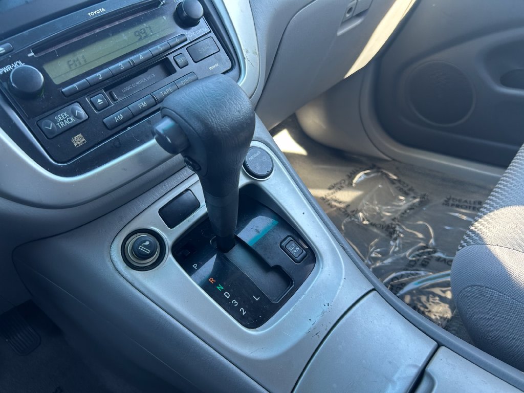 Thumbnail: 2005 Toyota Highlander - 15