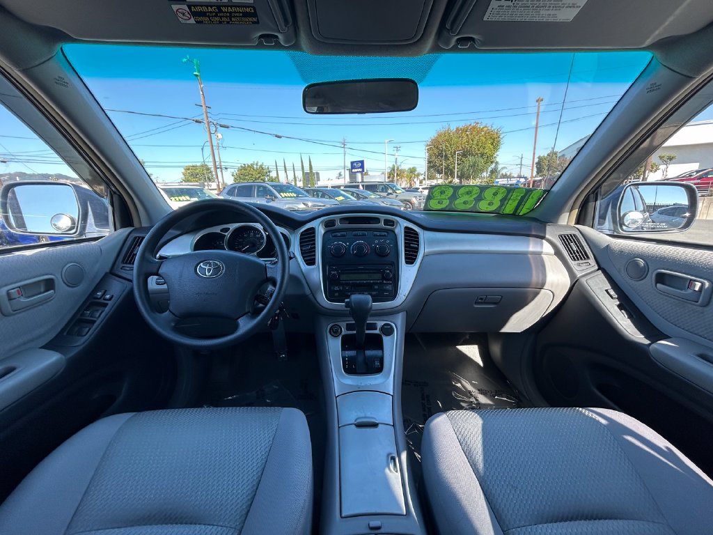 Thumbnail: 2005 Toyota Highlander - 9