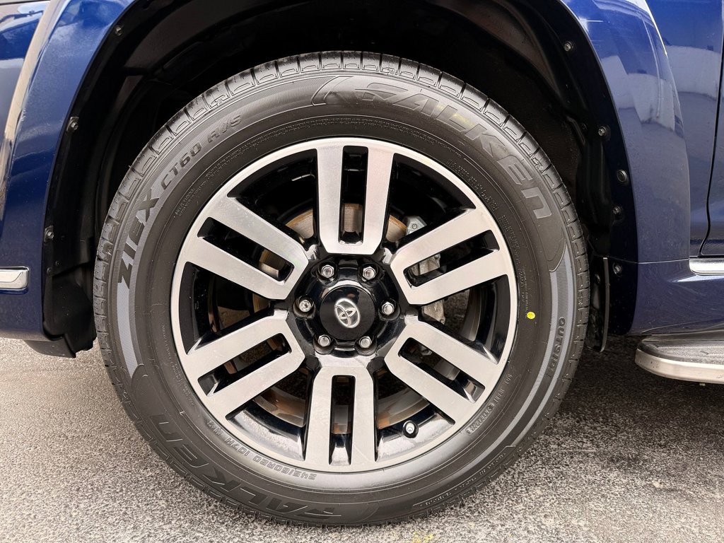 Thumbnail: 2015 Toyota 4Runner - 8