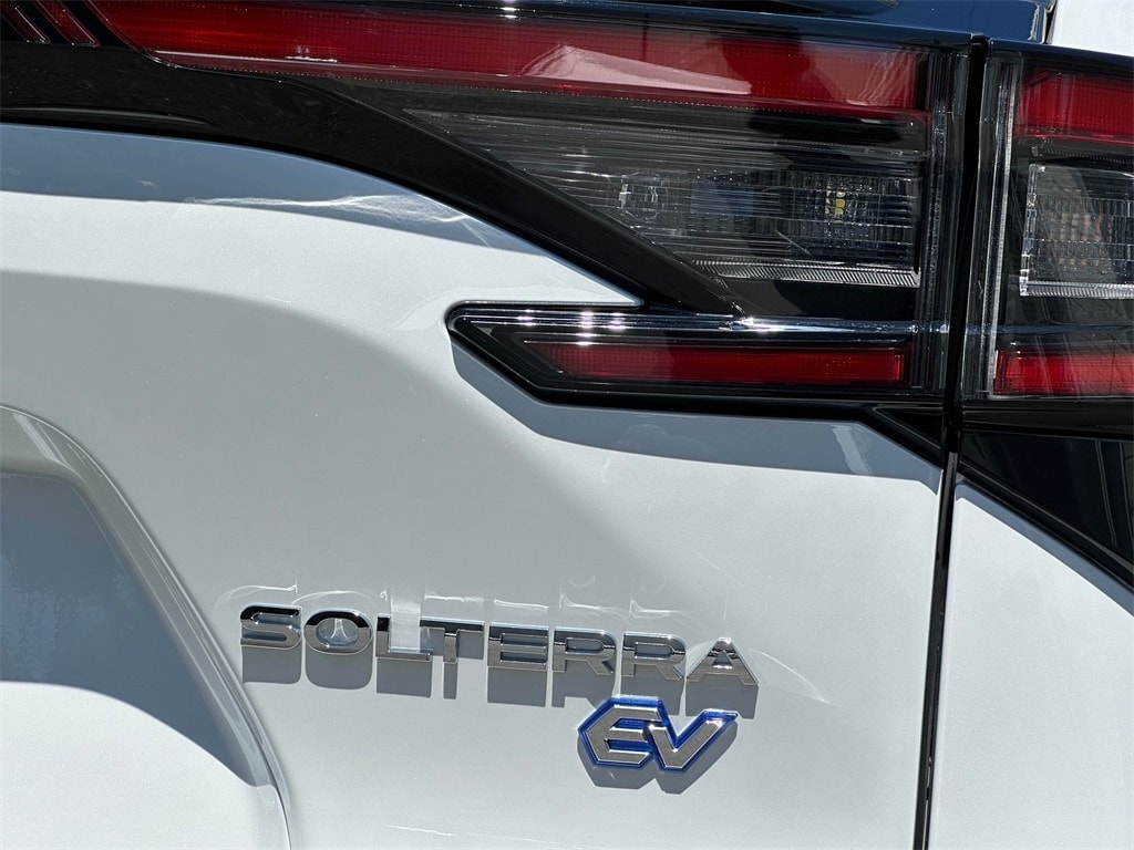 Thumbnail: 2025 Subaru Solterra - 18