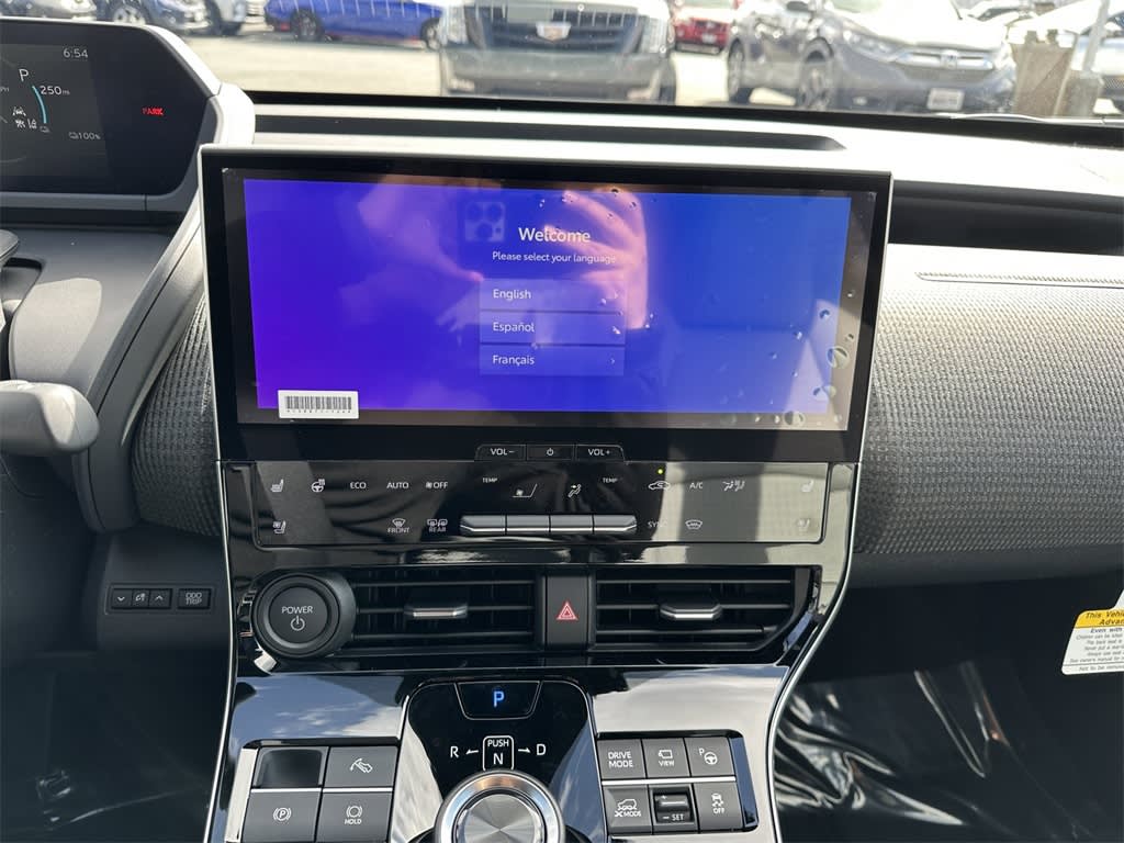 2025 Subaru Solterra Touring 13