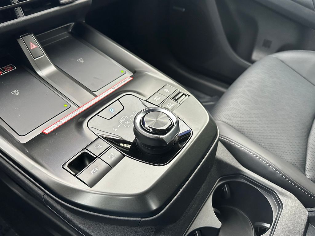 Thumbnail: 2026 Subaru Solterra - 15