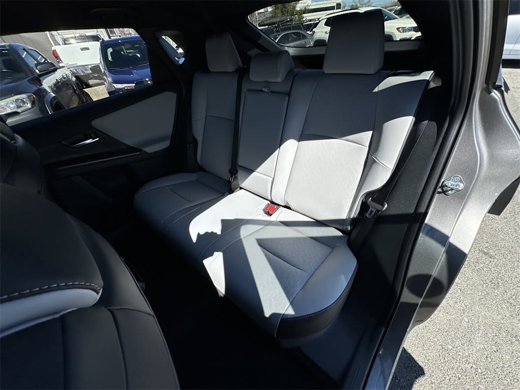 Thumbnail: 2026 Subaru Solterra - 22