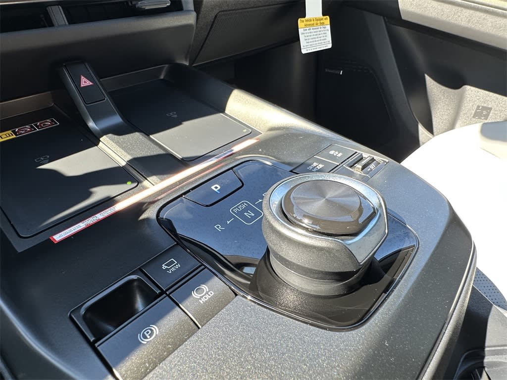 Thumbnail: 2026 Subaru Solterra - 15