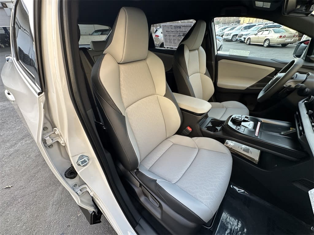 Thumbnail: 2026 Subaru Solterra - 11