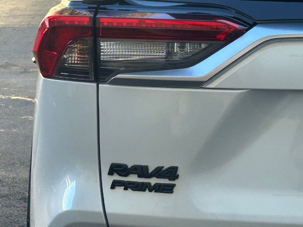 Thumbnail: 2024 Toyota RAV4 - 19