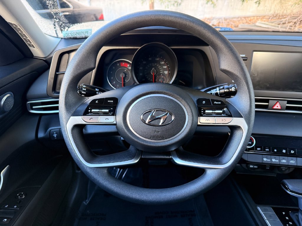 Thumbnail: 2023 Hyundai Elantra - 13