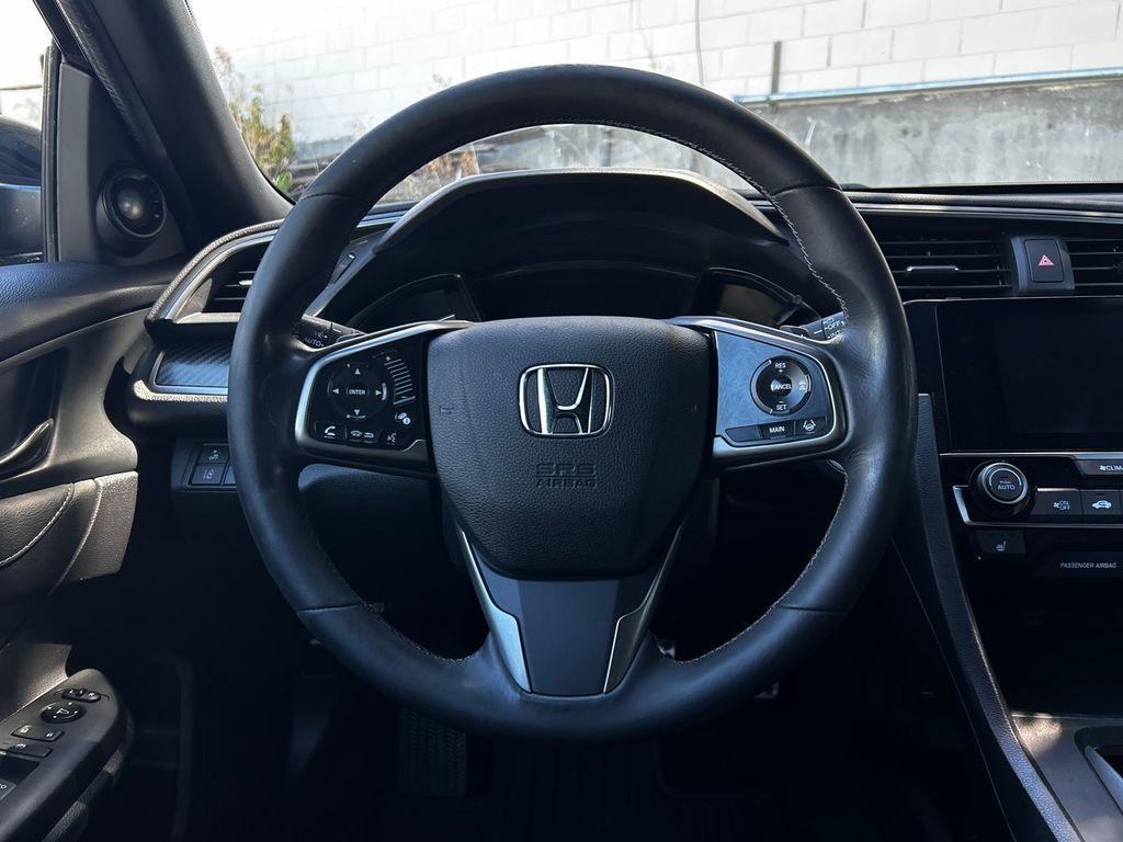 Thumbnail: 2017 Honda Civic - 12