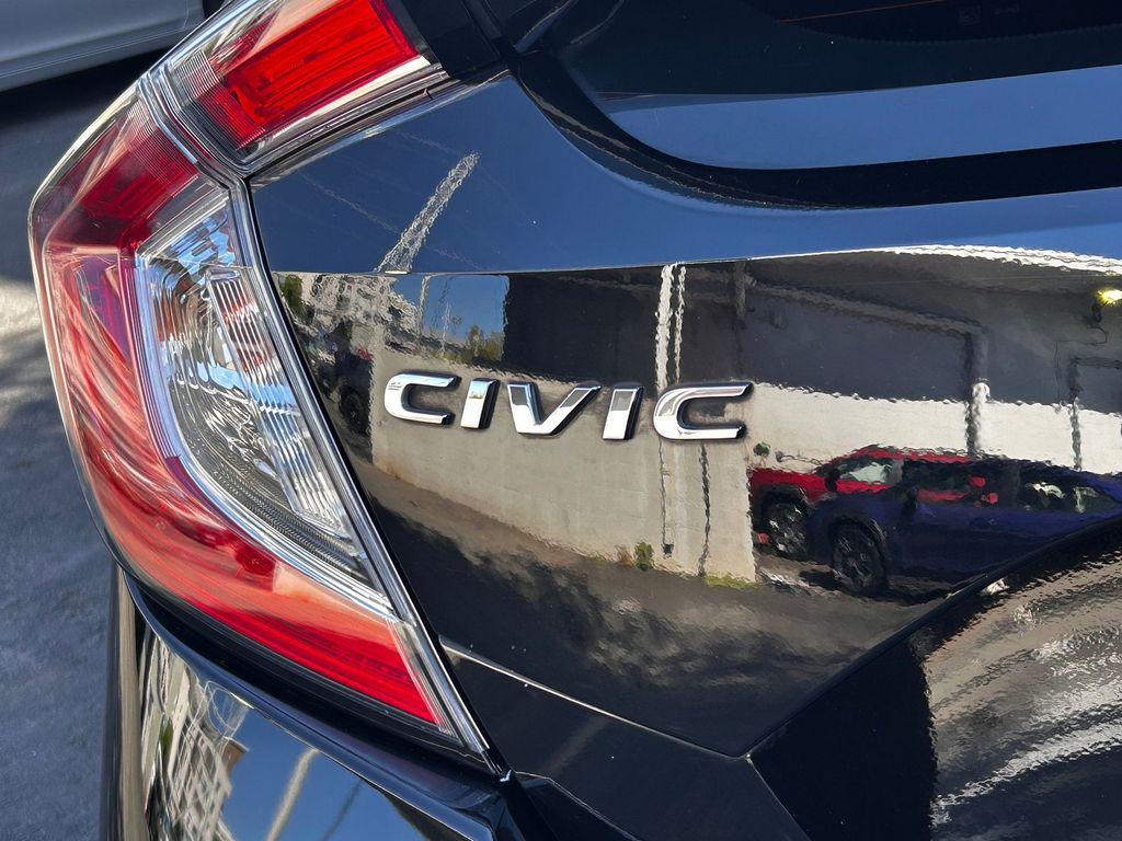 Thumbnail: 2017 Honda Civic - 5