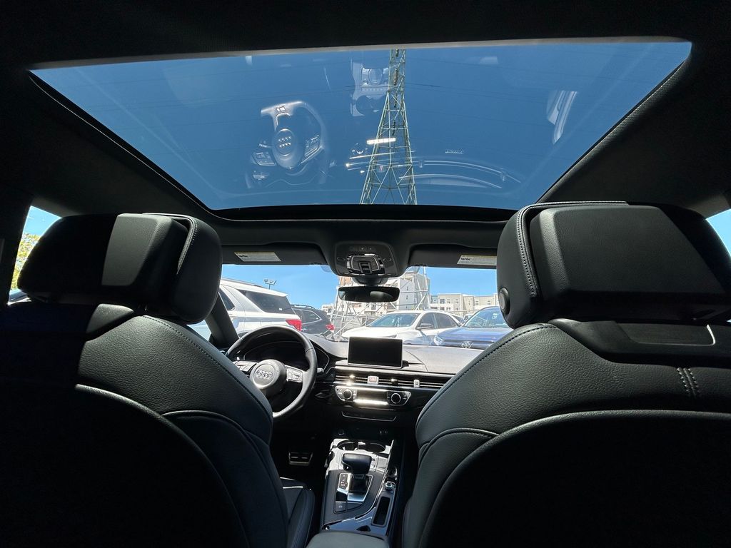 Thumbnail: 2019 Audi A5 - 9