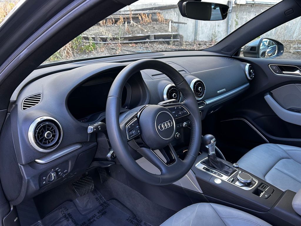 Thumbnail: 2019 Audi A3 - 2