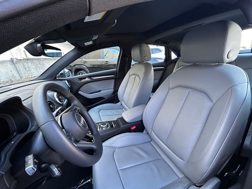 Thumbnail: 2019 Audi A3 - 10