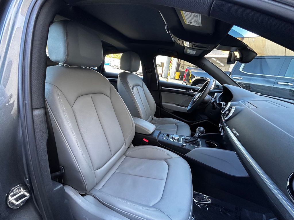Thumbnail: 2019 Audi A3 - 11