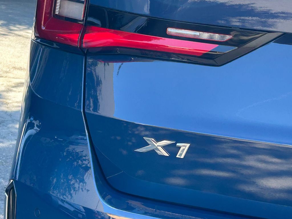 Thumbnail: 2026 BMW X1 - 7