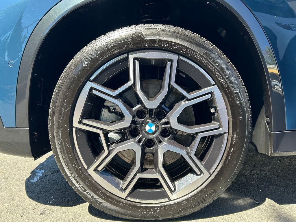 Thumbnail: 2026 BMW X1 - 8