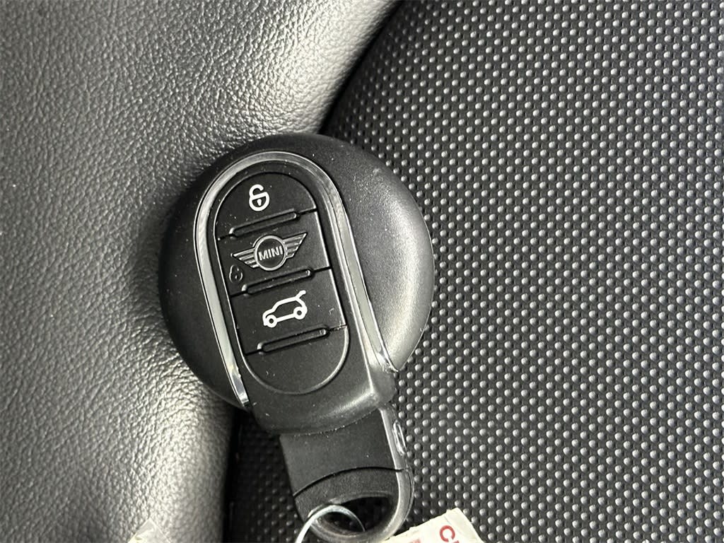 Thumbnail: 2019 MINI Cooper Clubman - 19