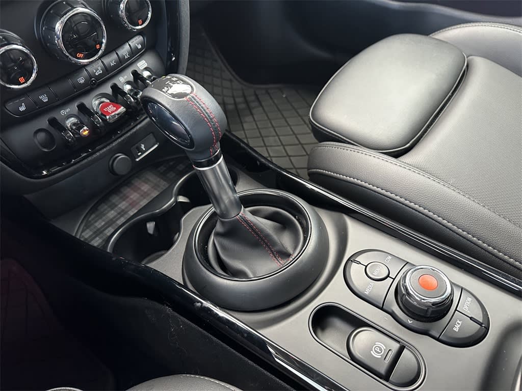 Thumbnail: 2019 MINI Cooper Clubman - 16