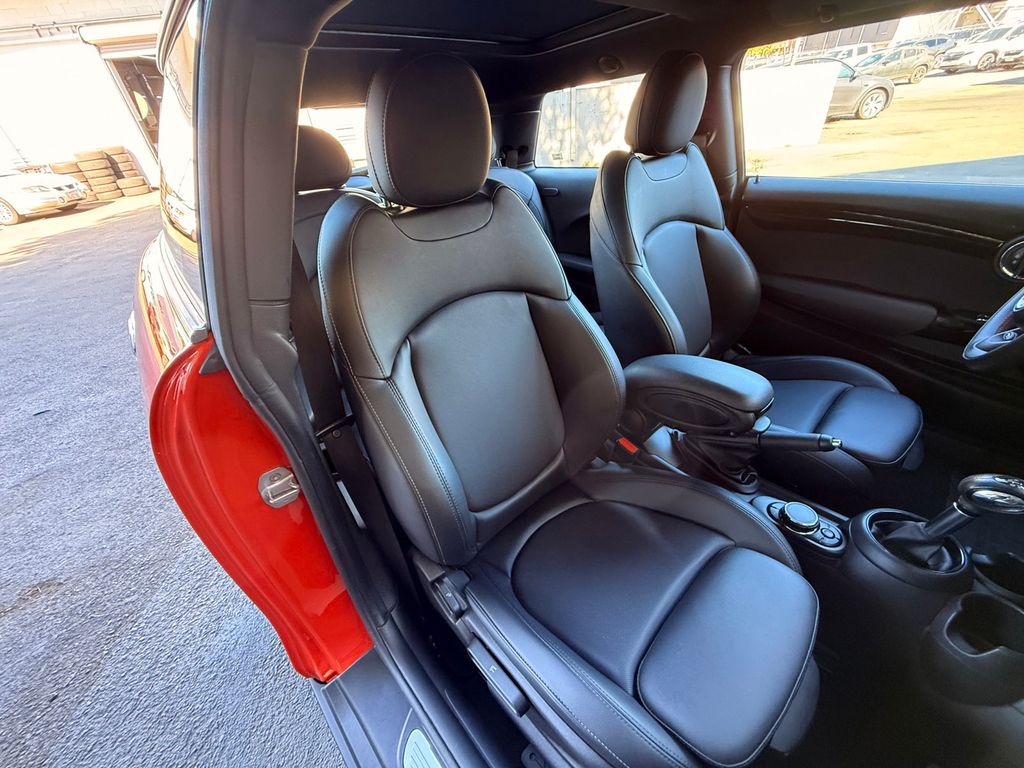 Thumbnail: 2019 MINI Cooper - 22