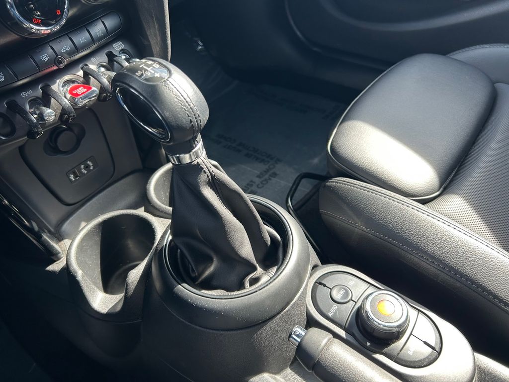 Thumbnail: 2018 MINI Cooper - 15